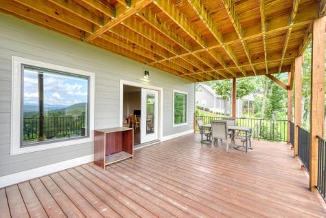 25 Ivy Log Heights Spur Young Harris GA 30582