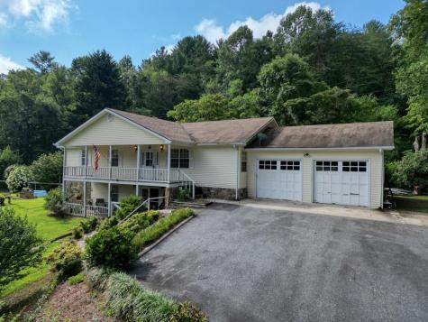1783 Sunnyside Road Hiawassee GA 30546