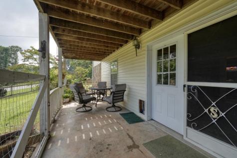 1783 Sunnyside Road Hiawassee GA 30546
