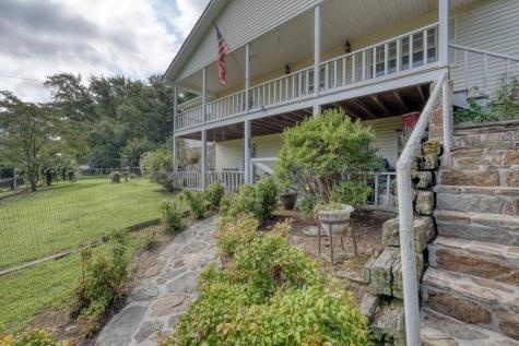 1783 Sunnyside Road Hiawassee GA 30546