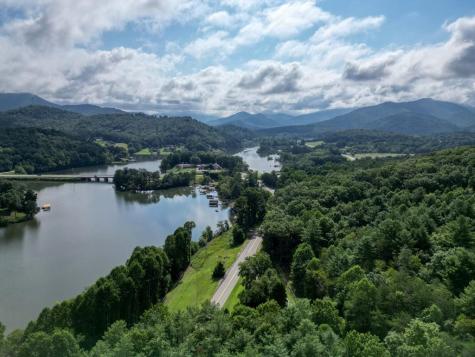 1783 Sunnyside Road Hiawassee GA 30546