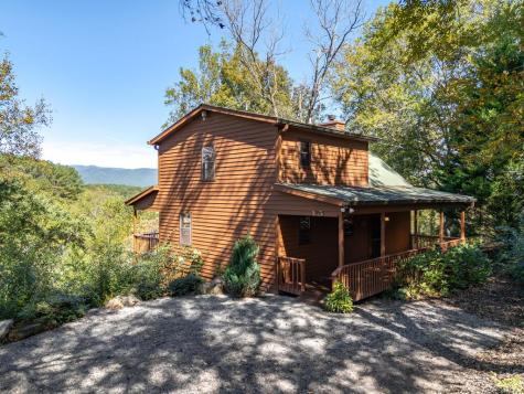 201 Primrose Lane Hayesville NC 28904