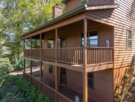 201 Primrose Lane Hayesville NC 28904