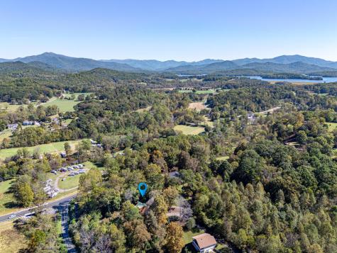 201 Primrose Lane Hayesville NC 28904