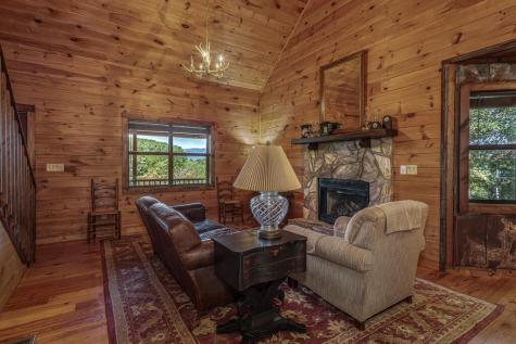 201 Primrose Lane Hayesville NC 28904