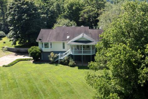 501 Qualla Terrace Hayesville NC 28904