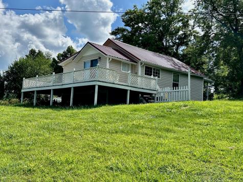 136 West Vineyard Hayesville NC 28904