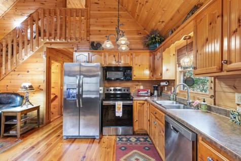 1204 Brookhaven Lane Blue Ridge GA 30513
