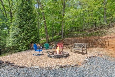 1204 Brookhaven Lane Blue Ridge GA 30513