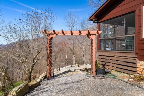961 S Brooks Cove Road S Hayesville NC 28904