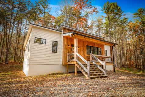 649 Lees Ride Mccaysville GA 30555