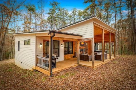 649 Lees Ride Mccaysville GA 30555