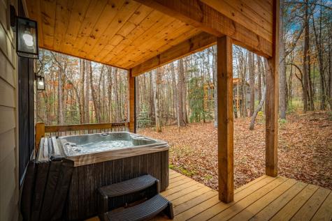 649 Lees Ride Mccaysville GA 30555