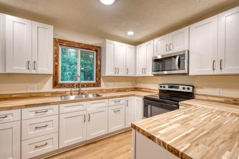 198 Big Rock Drive Hayesville NC 28904