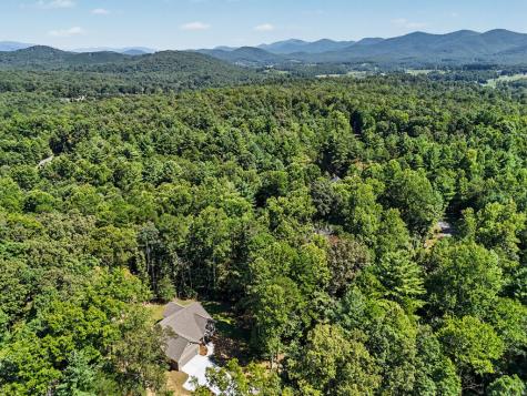 329 Hawks Nest Road Blairsville GA 30512