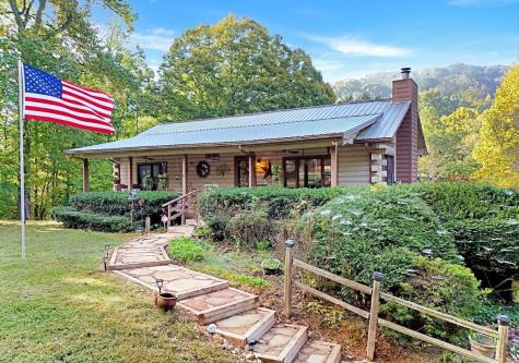 3245 Mulky Gap Road Blairsville GA 30512