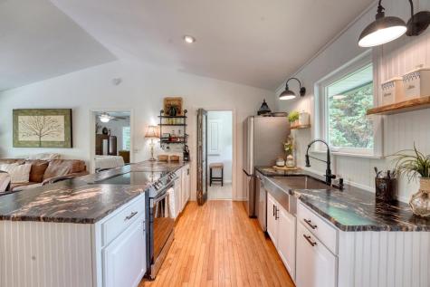 33 Tusquittee Valley Lane Hayesville NC 28904