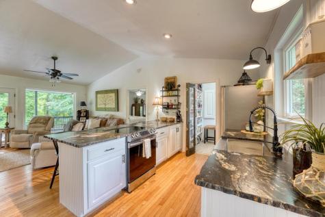 33 Tusquittee Valley Lane Hayesville NC 28904