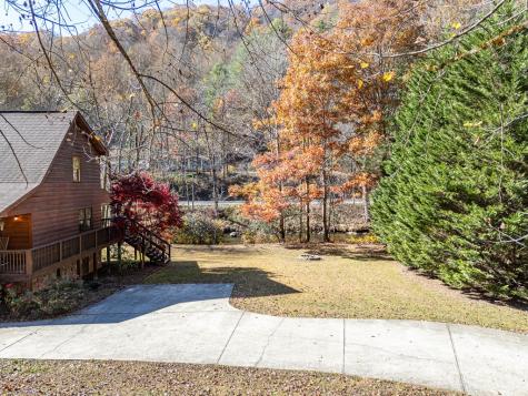 165 Riverview Drive Robbinsville NC 28771