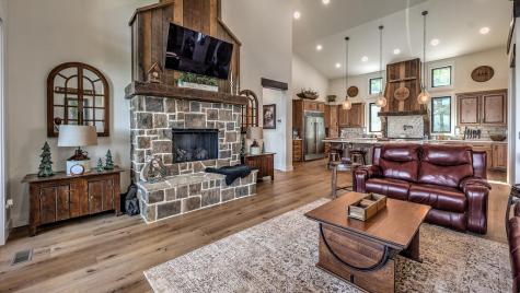 100 Little Den Lane Murphy NC 28906