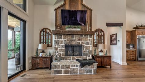 100 Little Den Lane Murphy NC 28906