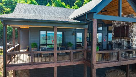 100 Little Den Lane Murphy NC 28906