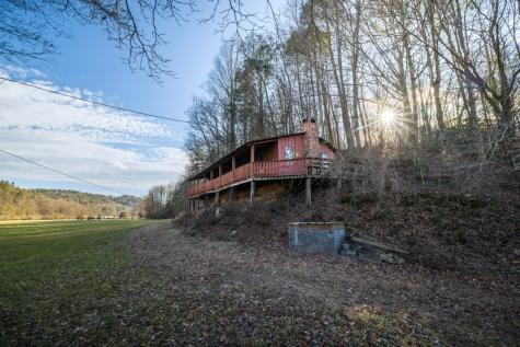 3771 Gates Chapel Road Ellijay GA 30540