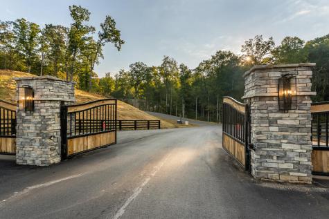 2385 Springfield Parkway Ellijay GA 30540