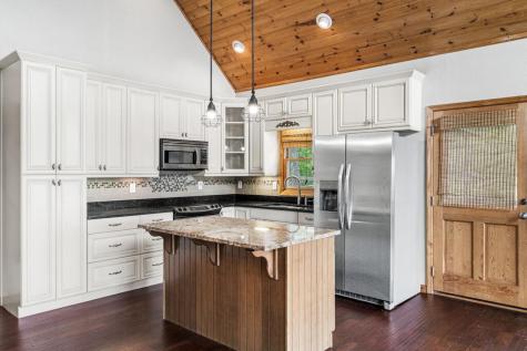 175 Bear Trace Road Brasstown NC 28902
