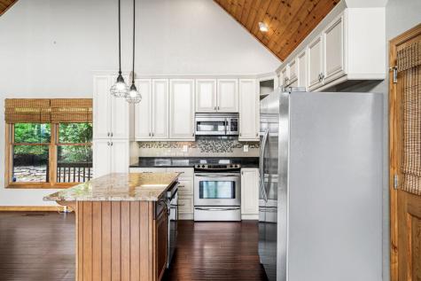 175 Bear Trace Road Brasstown NC 28902