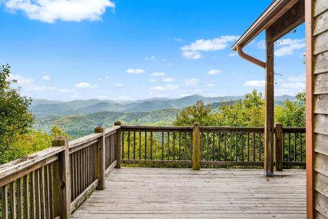 175 Bear Trace Road Brasstown NC 28902