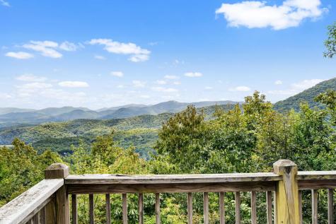175 Bear Trace Road Brasstown NC 28902