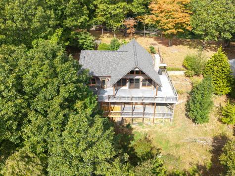175 Bear Trace Road Brasstown NC 28902
