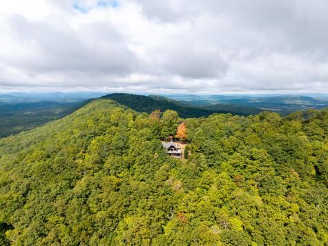 175 Bear Trace Road Brasstown NC 28902