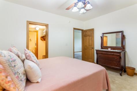 111 Trophy Buck Pointe Murphy NC 28906