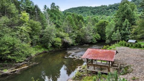 167 Halls Hidden Cove Suches GA 30572