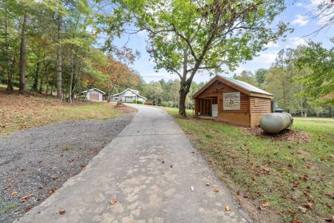 167 Halls Hidden Cove Suches GA 30572