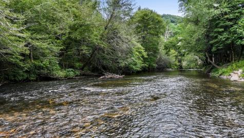 167 Halls Hidden Cove Suches GA 30572