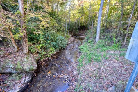 197 Pounding Mill Connector Hayesville NC 28904