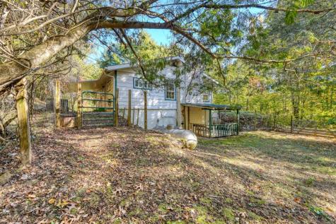 197 Pounding Mill Connector Hayesville NC 28904