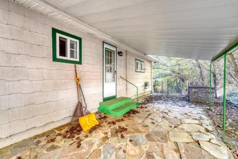 197 Pounding Mill Connector Hayesville NC 28904