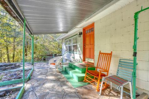 197 Pounding Mill Connector Hayesville NC 28904