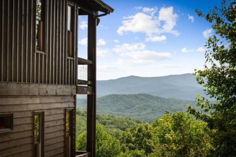128 Amy Creek Circle Ellijay GA 30540