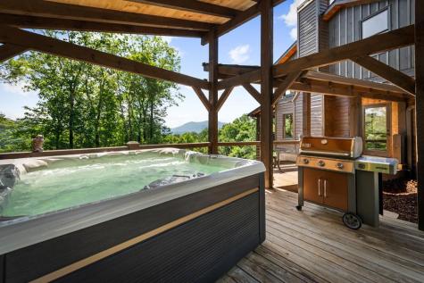 128 Amy Creek Circle Ellijay GA 30540