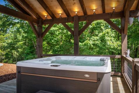 128 Amy Creek Circle Ellijay GA 30540