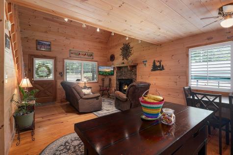 68 Julie Court Ellijay GA 30540