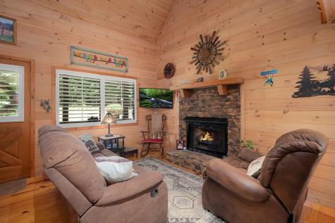 68 Julie Court Ellijay GA 30540
