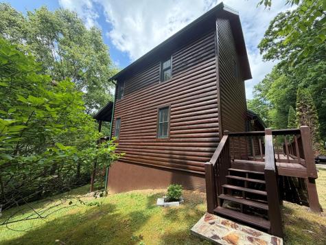 728 Deer Lane Hiawassee GA 30546