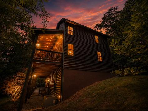728 Deer Lane Hiawassee GA 30546