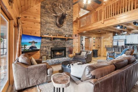 161 Neaptide Drive Ellijay GA 30540